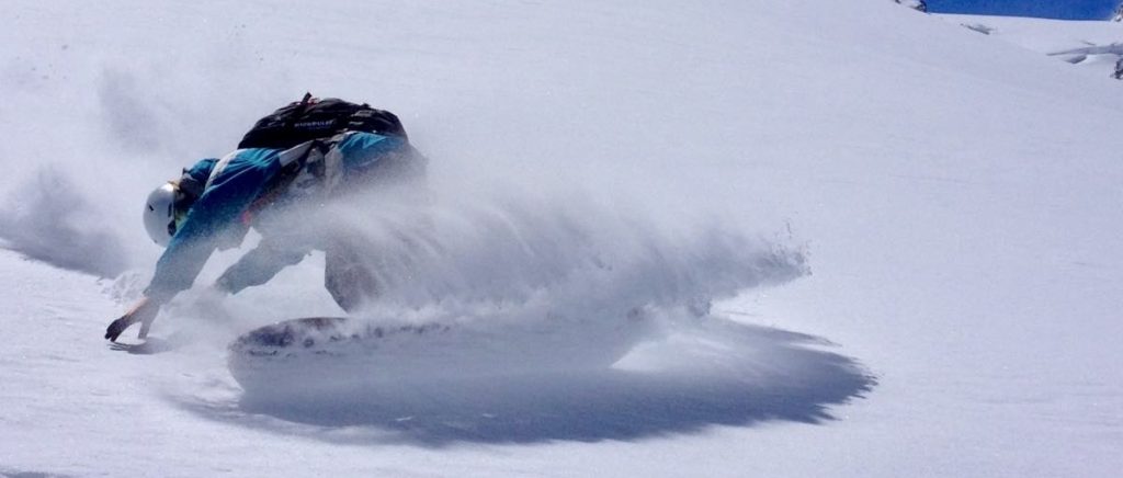 large-powdersnowboard-turn-lesson